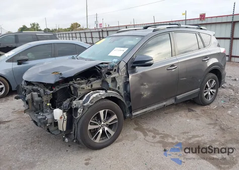 2018 Toyota Rav4 Xle z USA, uszkodzony, nr VIN JTMWFREV1JJ732411